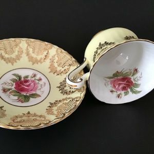 Paragon SAUCER & TEA CUP SET